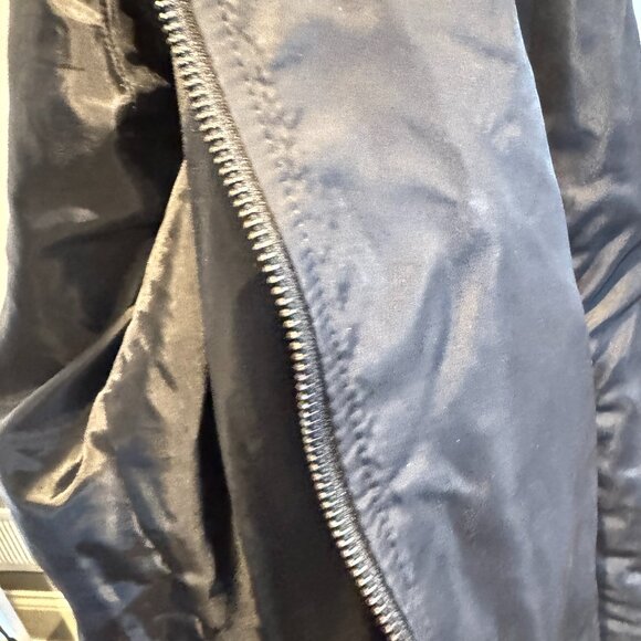 Uniqlo Oversized Shiny Black Bomber Jacket - Picture 7 of 10